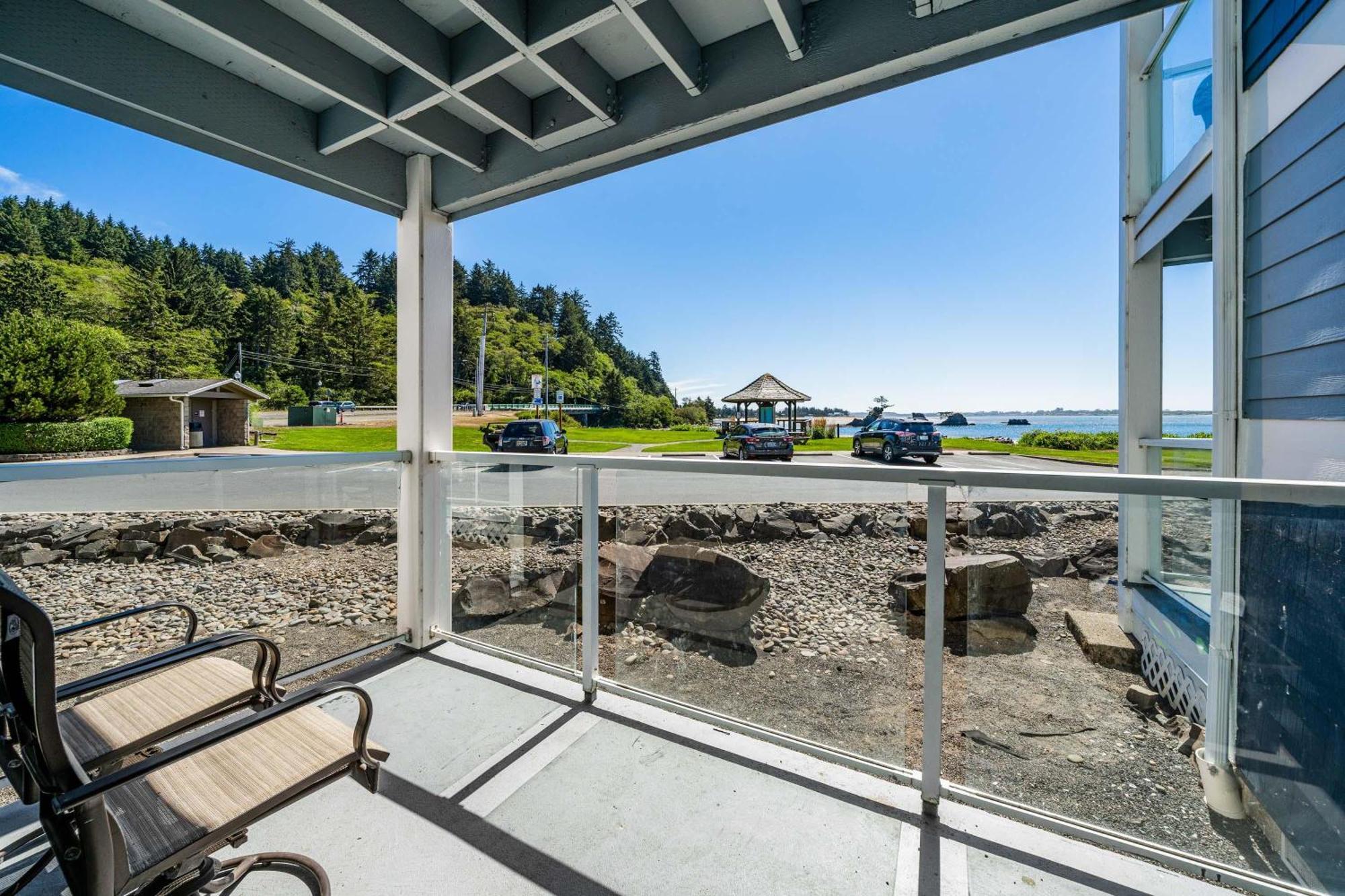 Waters Edge 103 Apartment Lincoln City Exterior photo